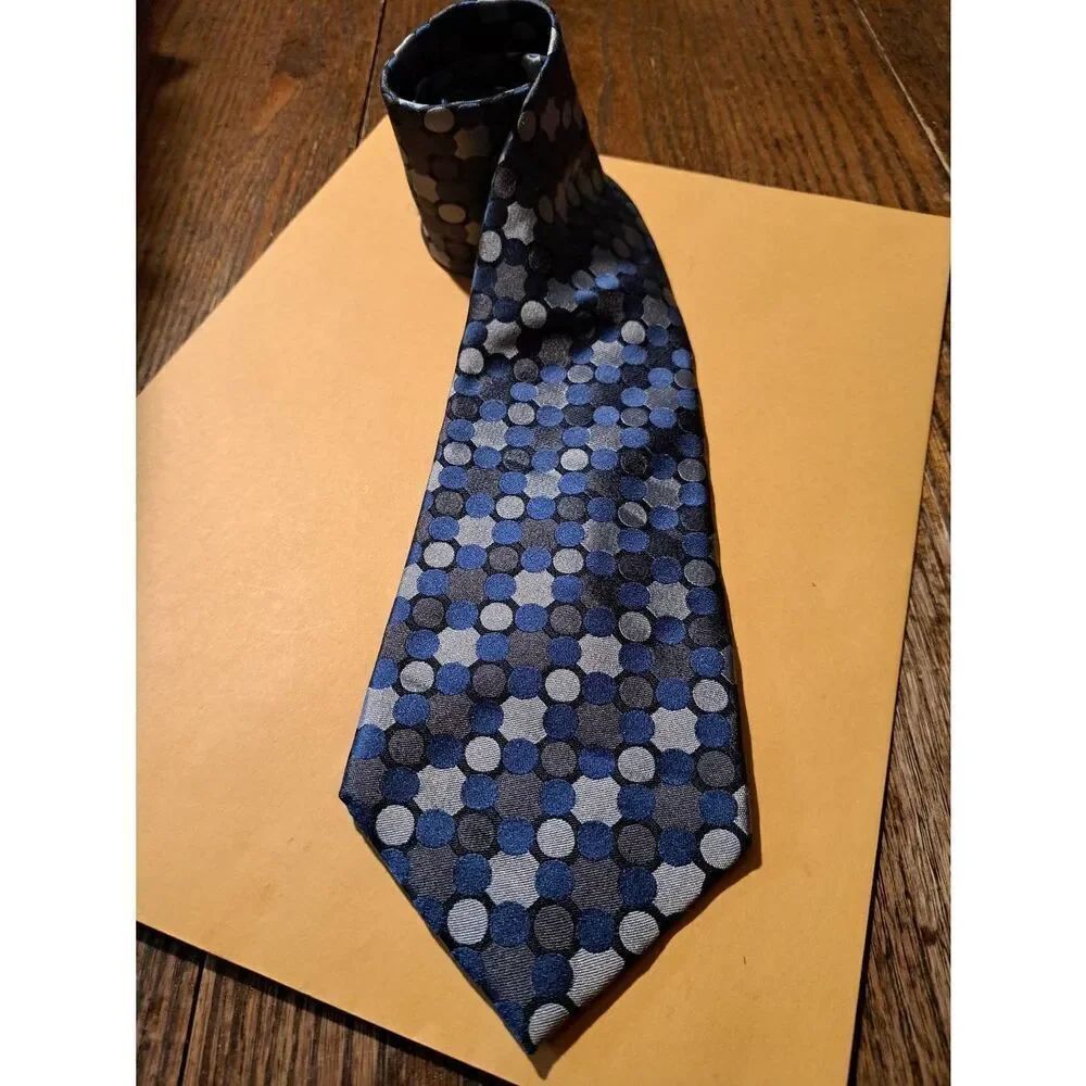New Geoffrey Beene Blue Silver Silk Mens Tie 3.5” Handmade 100% Silk Necktie